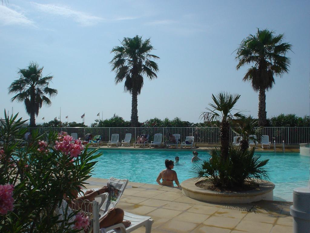 Boutique Apartment Hirondelle Port Fréjus Exterior foto
